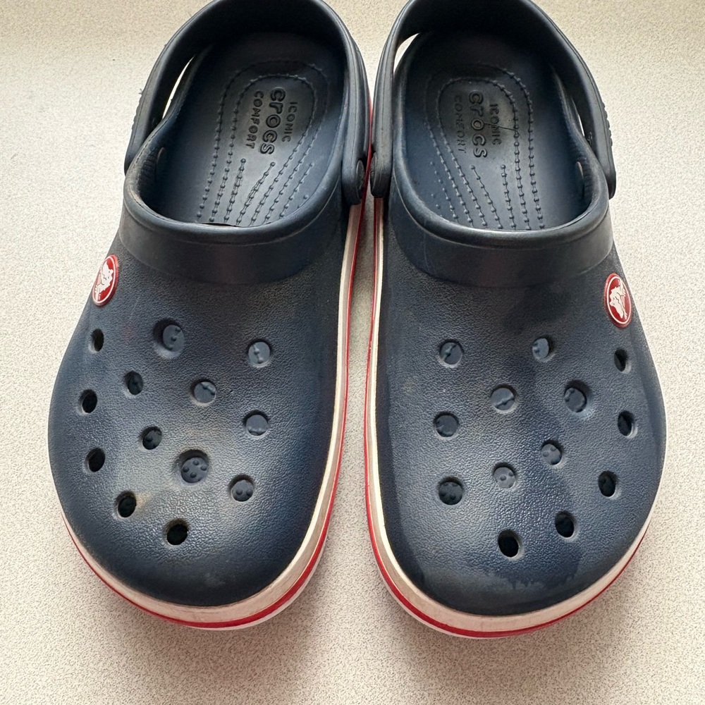 Boys Navy Size 13 Crocs in good condition.